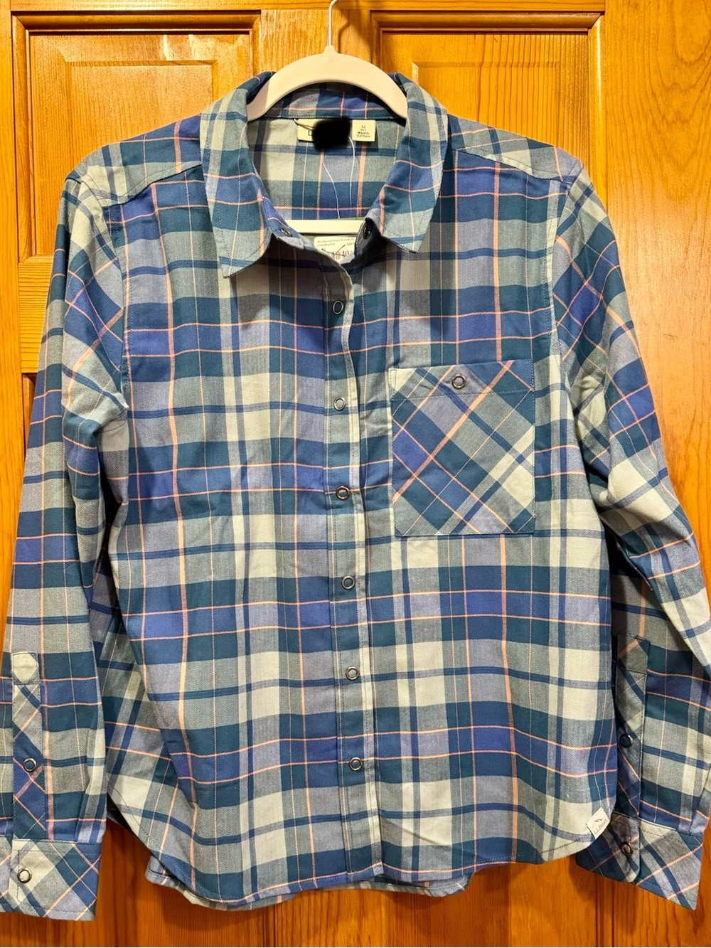 Women’s Blue Plaid snap front Shirt